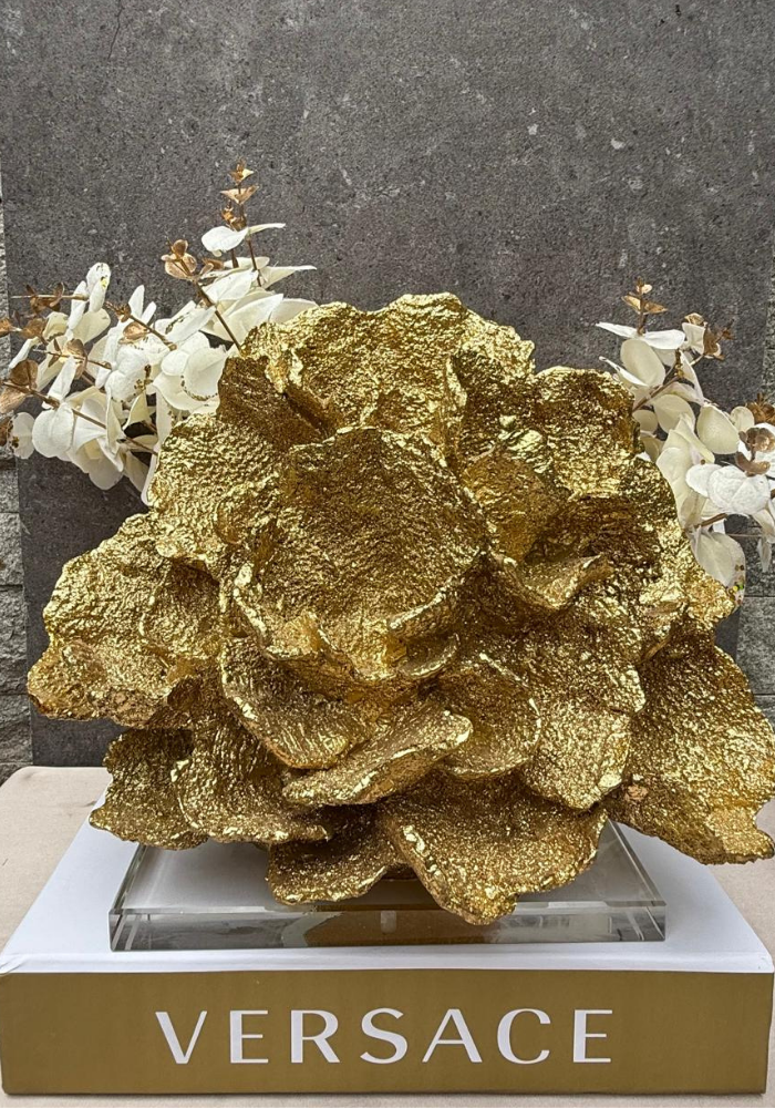 Crystal Luxe Golden Accent Decor