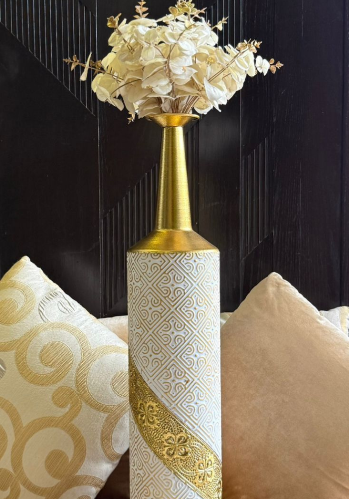 Luxe Gold & White Flower Vase