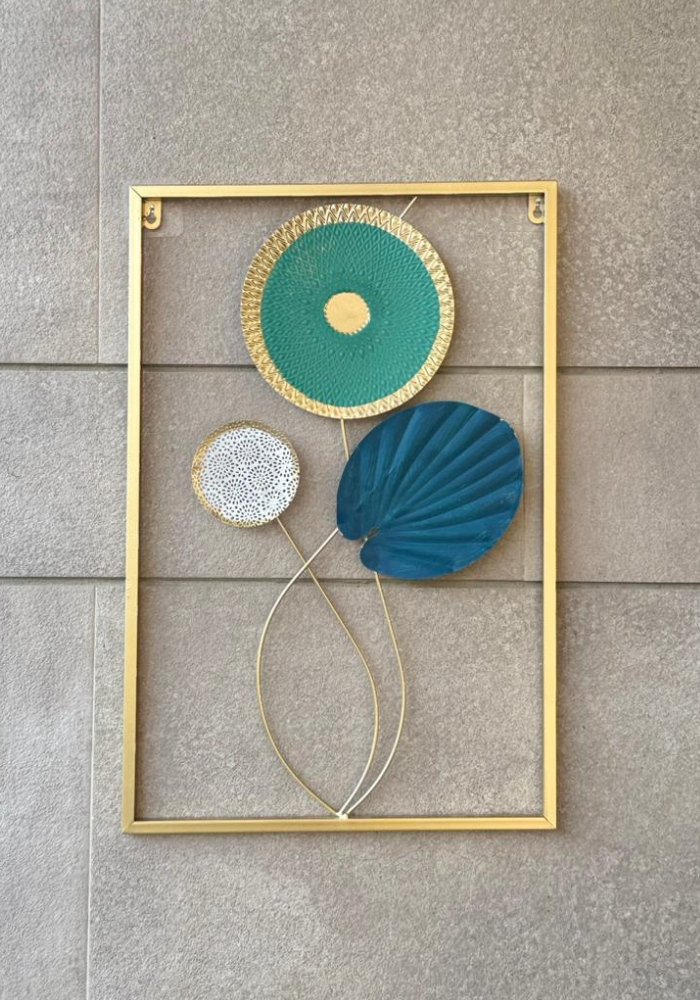 Abstract Leaf Decorative Wall Sculpture - Single Piece