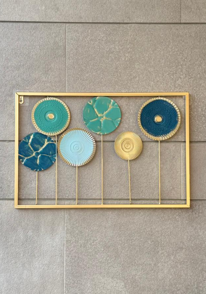 Abstract Leaf Decorative Wall Sculpture - Single Piece