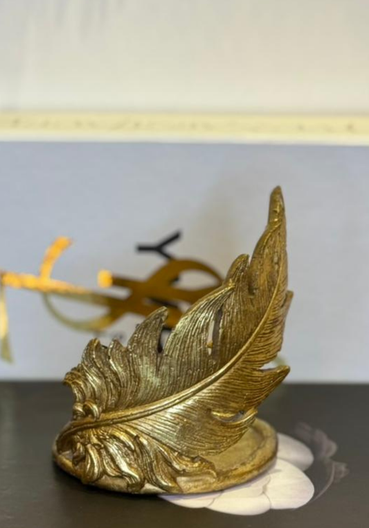 Gold Leaf Candle Holder (Without Candle) | Elegant Nature-Inspired Decorative Candle Stand