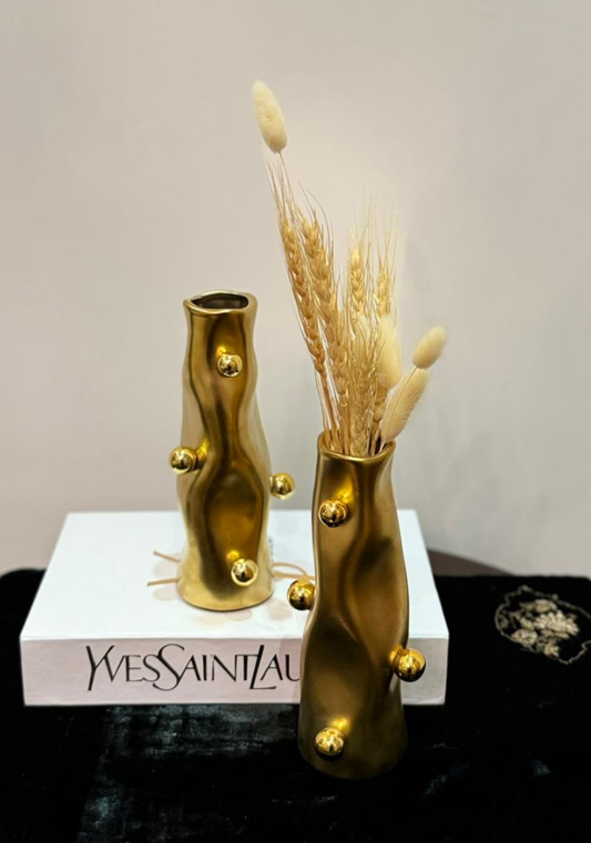 Curved Decorative Vase with Gold Accents - Single Piece