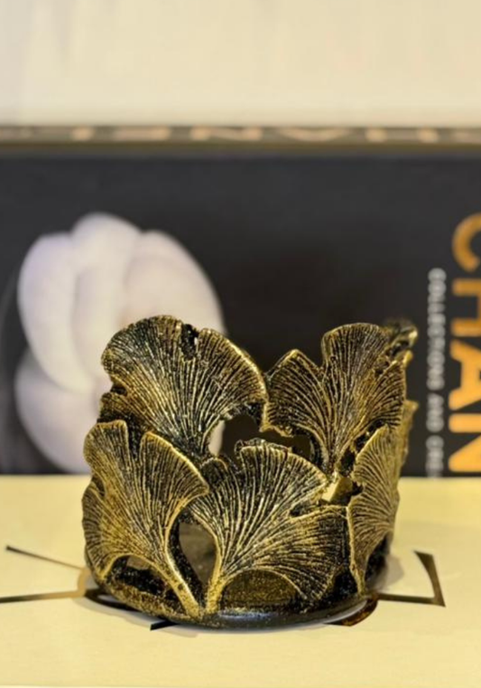 Black and Gold Twisted Candle Holder – Modern Candle Stand for Elegance | Luxury Home Decor