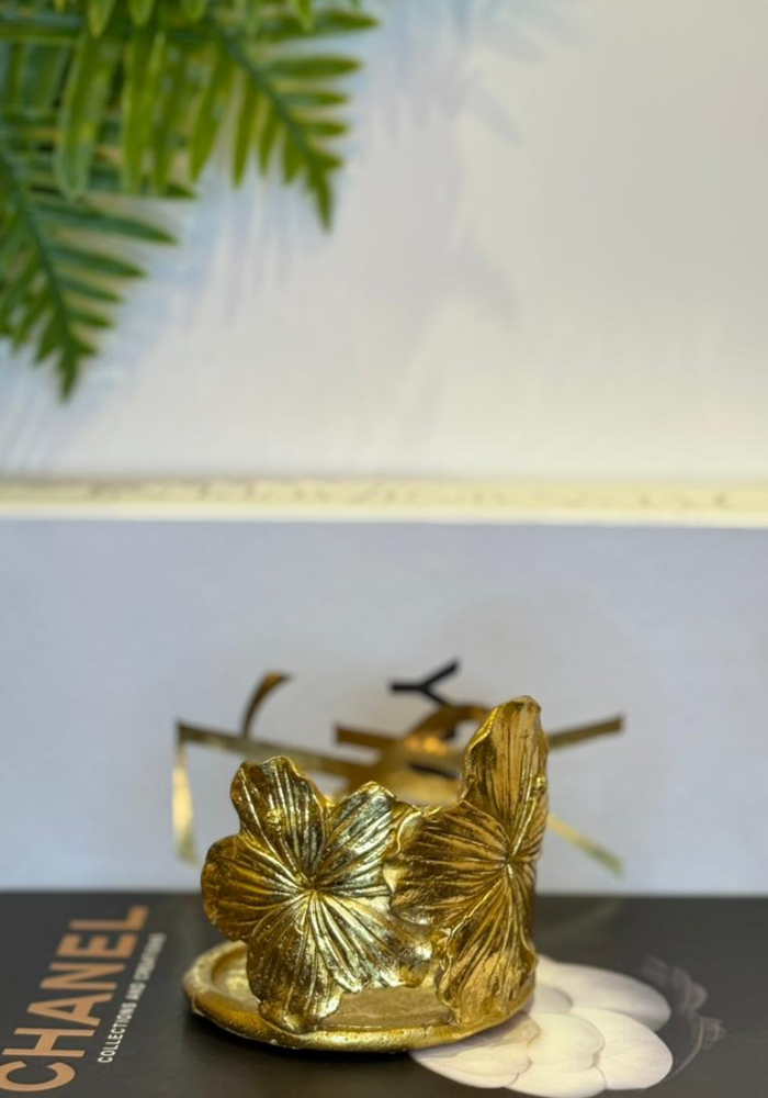 Gold Flower Candle Holder – Luxurious Resin Candle Holder | Premium Home Decor