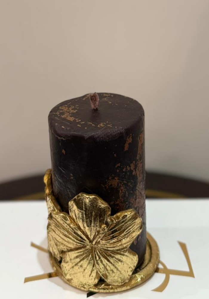 Gold Flower Candle Holder – Luxurious Resin Candle Holder