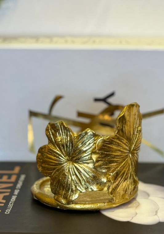 Gold Flower Candle Holder – Luxurious Resin Candle Holder | Premium Home Decor