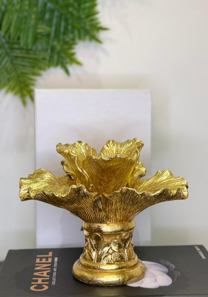Handcrafted Golden Flower Candle Holder – Elegant Floral Art Décor for Luxurious Homes
