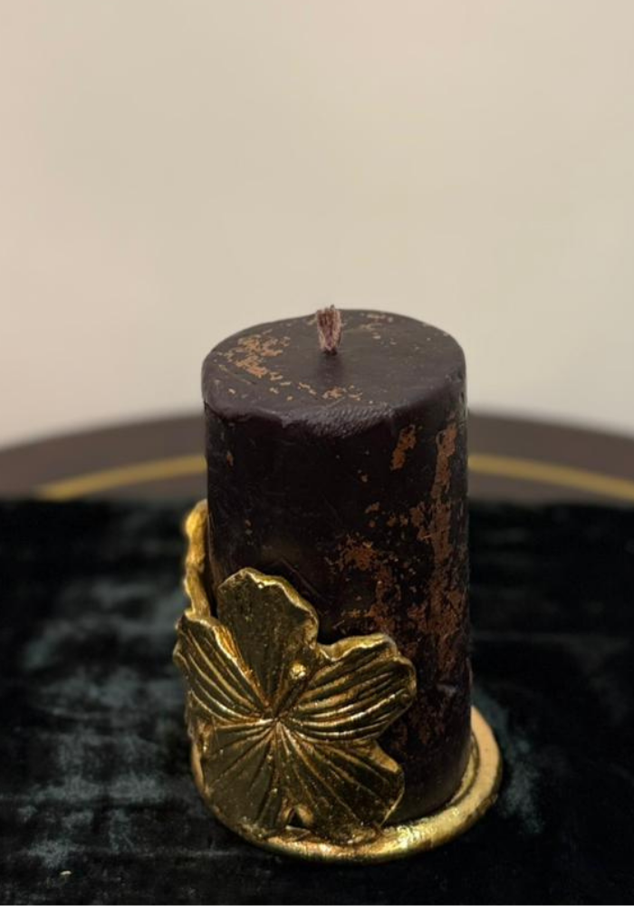 Gold Flower Candle Holder – Luxurious Resin Candle Holder