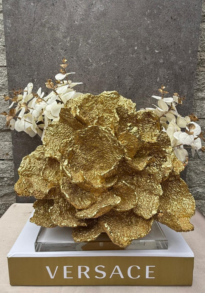 Crystal Luxe Golden Accent Decor